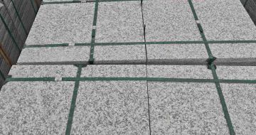 三亚芝麻白大花地铺