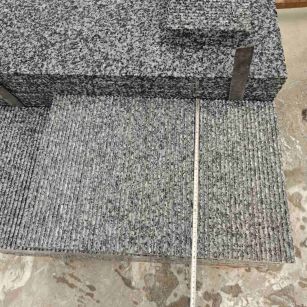 三亚芝麻黑拉丝面