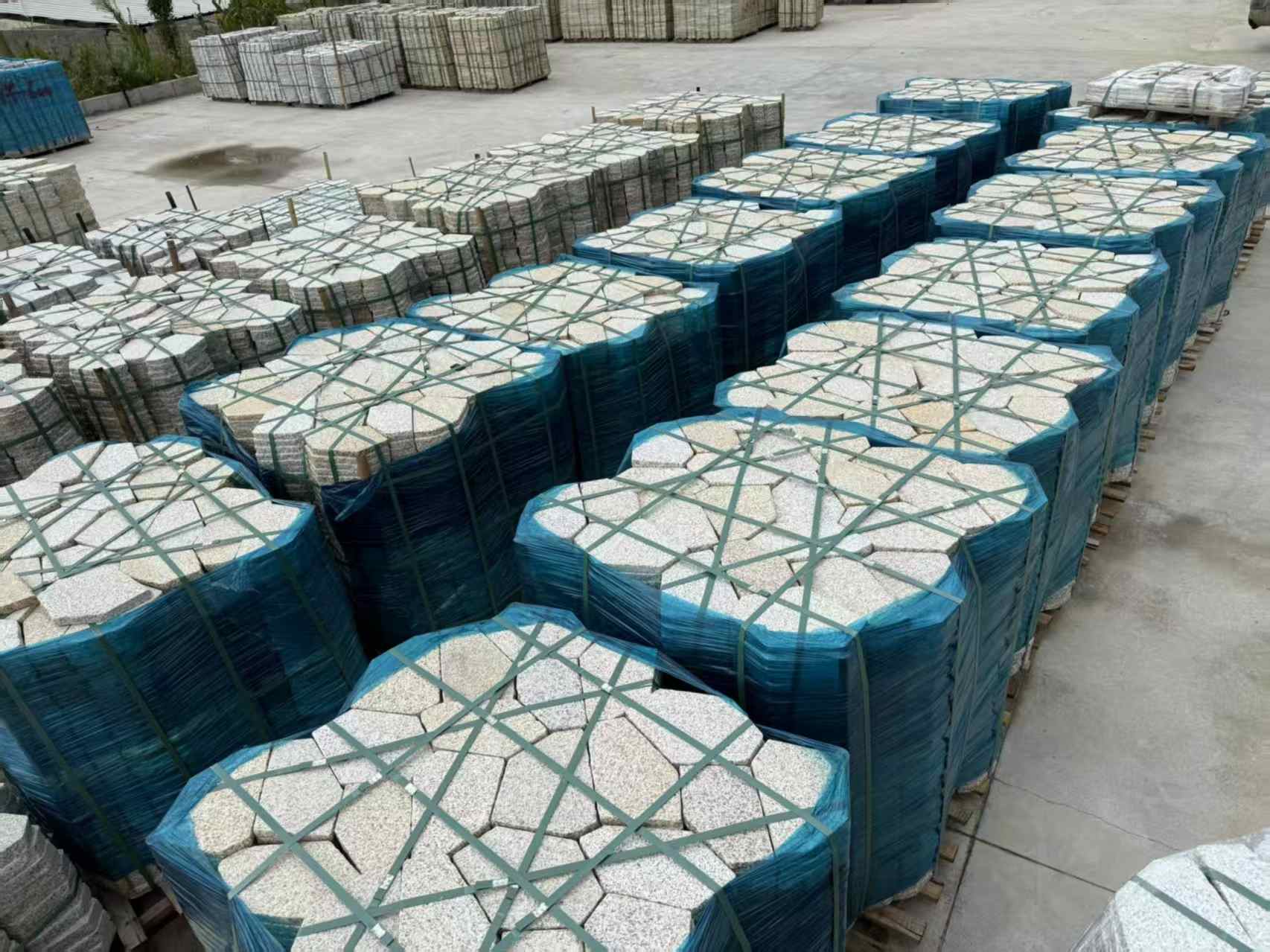 三亚黄金麻冰裂纹 碎拼