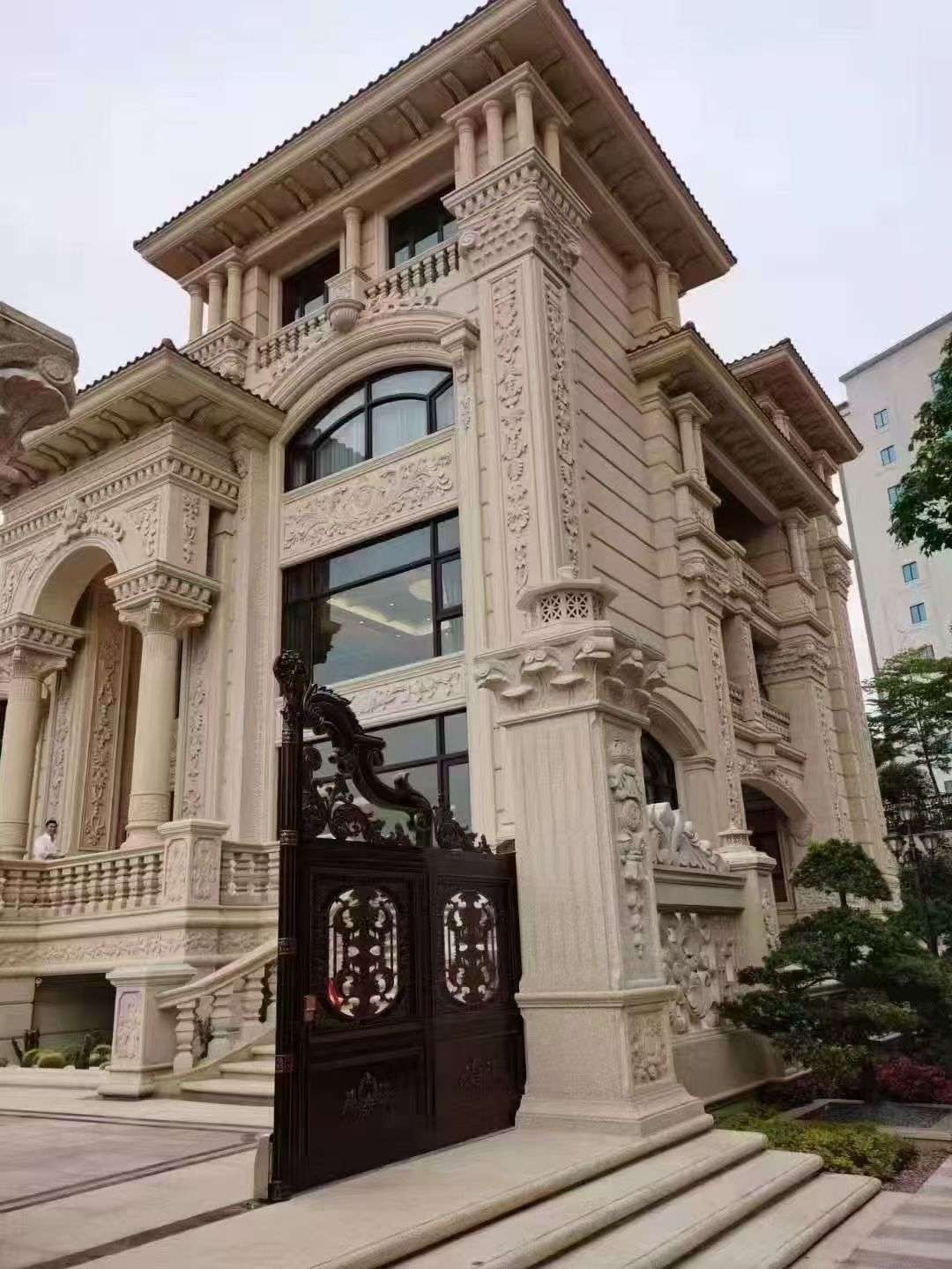 三亚黄金麻别墅外墙异形定制