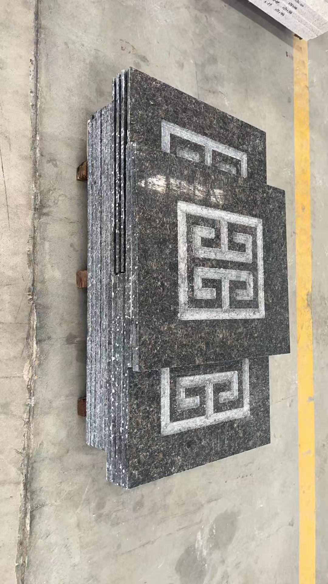 三亚英国棕回纹雕刻版